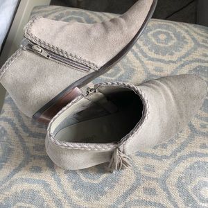 Grey tassel suede ankle boots